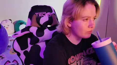 Faye online show from 29, 12, 2024