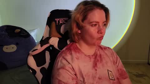 Faye online show from 17, 1, 2025