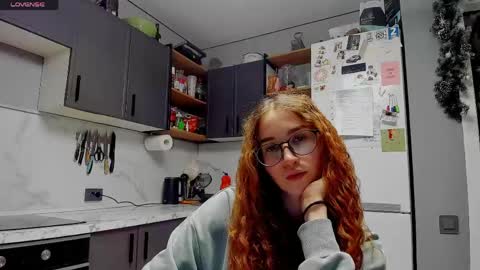 Snapshot of internetsexplorer chatting on 30, 5, 2026 Bernadette Join online show from 30, 5, 2026