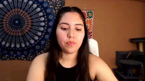 Snapshot of intimatetales chatting on 5, 11, 2025 Africa online show from 5, 11, 2025