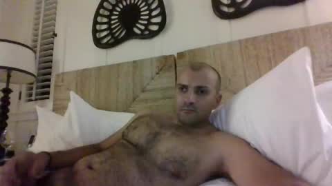 Snapshot of intolder35 chatting on 9, 4, 2026 intolder35 online show from 9, 4, 2026