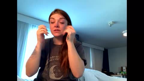 Snapshot of intothewoodswego chatting on 28, 11, 2025 IntoTheWoodsWeGo online show from 28, 11, 2025