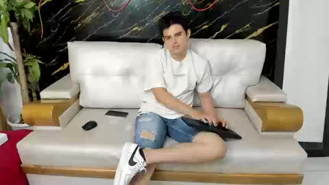 invincible200 online show from 10, 9, 2025