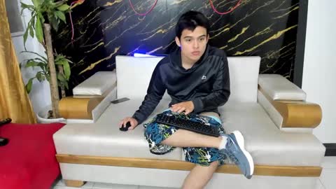 invincible200 online show from 11, 9, 2025