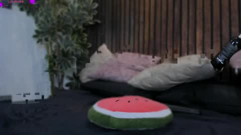 io_chie_ online show from 15, 4, 2026