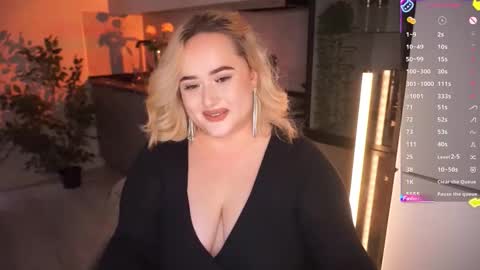 Snapshot of irena_barr18 chatting on 8, 9, 2025 Irena Barr online show from 8, 9, 2025