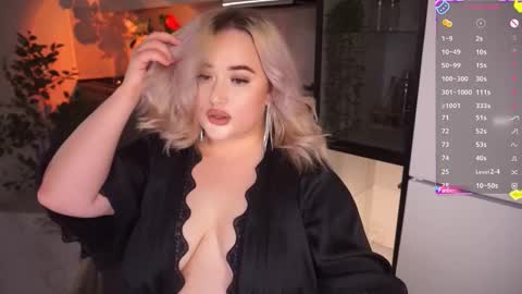 Snapshot of irena_barr18 chatting on 12, 9, 2025 Irena Barr online show from 12, 9, 2025