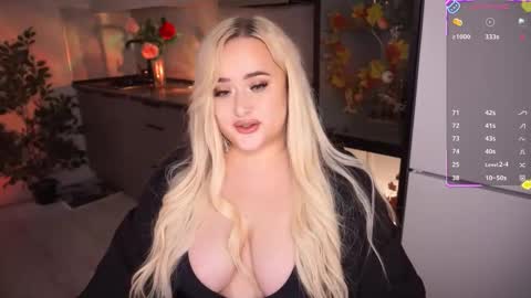 Snapshot of irena_barr18 chatting on 24, 11, 2025 Irena Barr online show from 24, 11, 2025