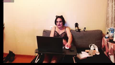 IrenmodelTrans online show from 25, 11, 2025