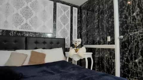 Snapshot of irennewilson chatting on 28, 11, 2025 Irenne Wilson Online 0700 to 1400 gmt-5 online show from 28, 11, 2025