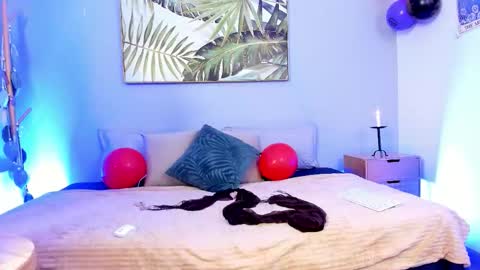 Snapshot of iriis_rosse chatting on 28, 10, 2025 Iris Rosse online show from 28, 10, 2025