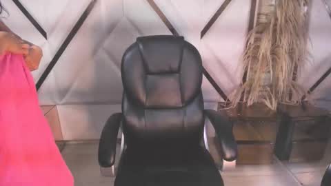 Snapshot of irina_rousee chatting on 27, 10, 2025 irina_rousee online show from 27, 10, 2025