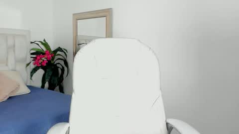 iris8_ online show from 10, 11, 2025