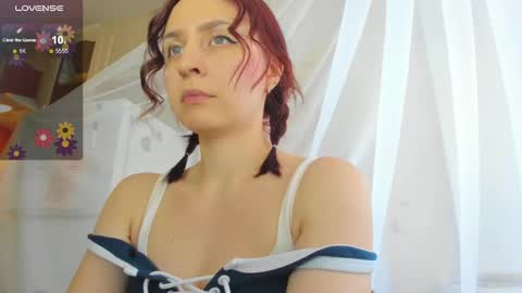 Snapshot of iris_crispy chatting on 4, 3, 2025 Iris online show from 4, 3, 2025