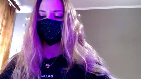 Lily online show from 21, 4, 2026