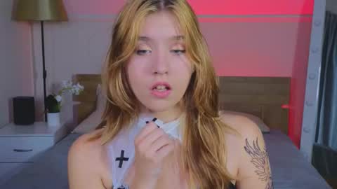 Iris  online show from 23, 11, 2025