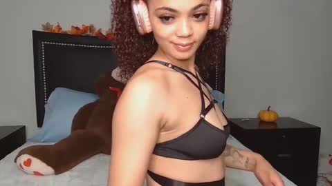 Iris  online show from 1, 11, 2025