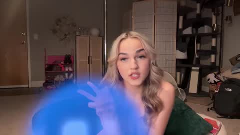 Snapshot of iris_world chatting on 22, 2, 2025 iris online show from 22, 2, 2025