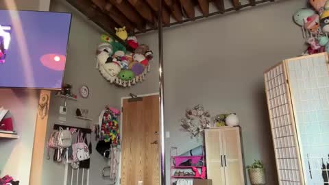 Snapshot of iris_world chatting on 11, 3, 2025 iris online show from 11, 3, 2025