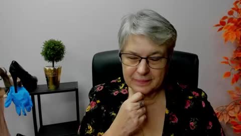 I R I S online show from 13, 1, 2025