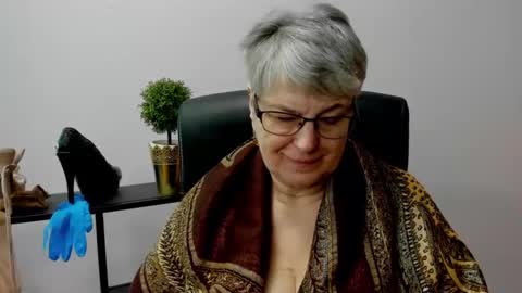 I R I S online show from 17, 2, 2025