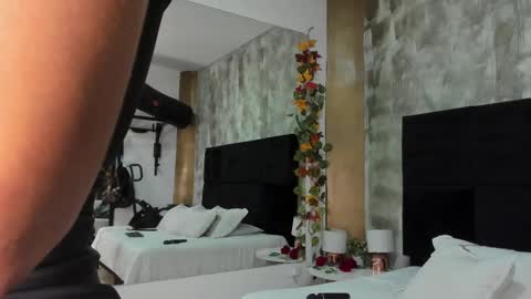 Iris Fit online show from 6, 3, 2025