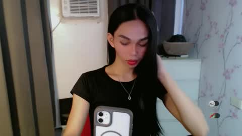 IRISH AND TRIXIE online show from 2, 4, 2026