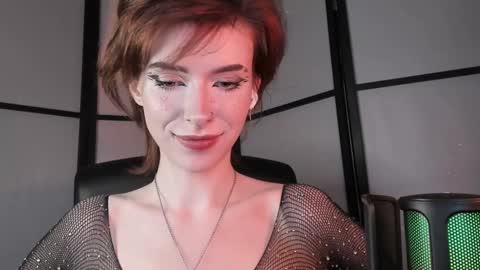 Miss Iris Fansly Miss Iris new inst.  online show from 14, 1, 2025