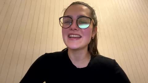 irisss31 online show from 16, 1, 2025