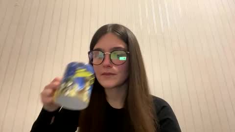 irisss31 online show from 4, 3, 2025