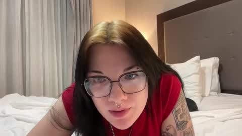 irissweets online show from 10, 10, 2025