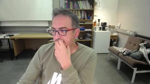 Snapshot of ironchrome chatting on 31, 10, 2025 IronChrome online show from 31, 10, 2025