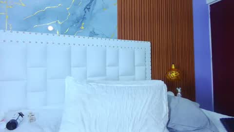 Sandy  online show from 12, 2, 2025