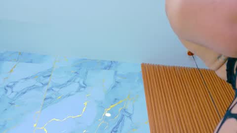 Sandy  online show from 20, 11, 2025