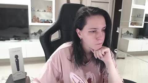 Snapshot of irwi_tomboy chatting on 17, 1, 2025 Irwi Tomboy online show from 17, 1, 2025