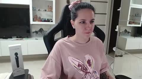 Snapshot of irwi_tomboy chatting on 31, 1, 2025 Irwi Tomboy online show from 31, 1, 2025