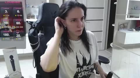 Snapshot of irwi_tomboy chatting on 21, 10, 2025 Irwi Tomboy online show from 21, 10, 2025