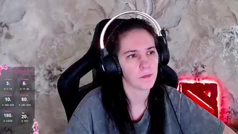 Irwi Tomboy online show from 14, 6, 2026