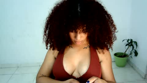 Snapshot of isa_bellaxx23 chatting on 12, 6, 2026 isa_bellaxx23 online show from 12, 6, 2026