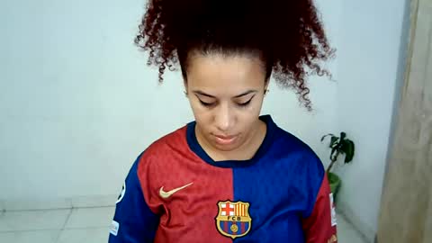 Snapshot of isa_bellaxx23 chatting on 2, 7, 2026 isa_bellaxx23 online show from 2, 7, 2026