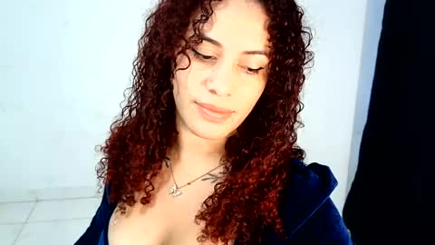 Snapshot of isa_bellaxx23 chatting on 19, 7, 2026 isa_bellaxx23 online show from 19, 7, 2026