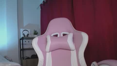 Isabella  online show from 22, 9, 2025