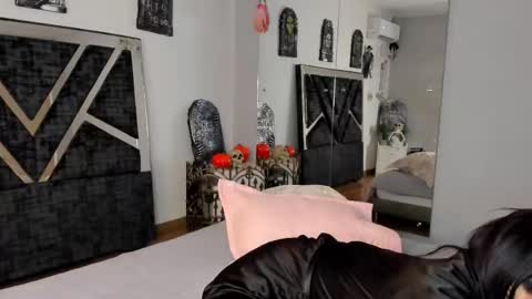 Snapshot of isa_jonness_ chatting on 26, 10, 2025 oIssaJonneso online show from 26, 10, 2025