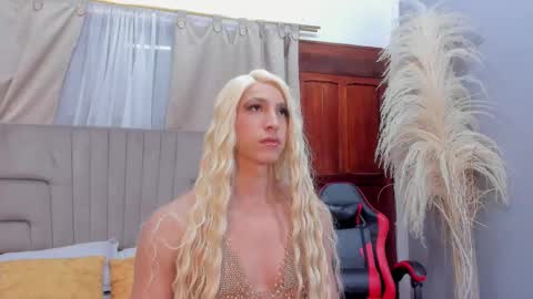 Snapshot of isa_lancaster chatting on 24, 9, 2025 Isa Lancaster online show from 24, 9, 2025
