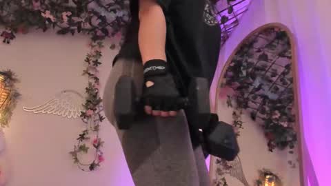 Isabella        online show from 31, 1, 2026