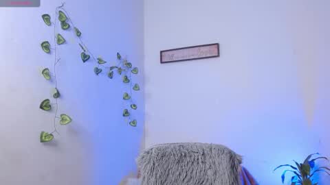 Snapshot of isa_salvatore chatting on 8, 9, 2025 isa_salvatore online show from 8, 9, 2025