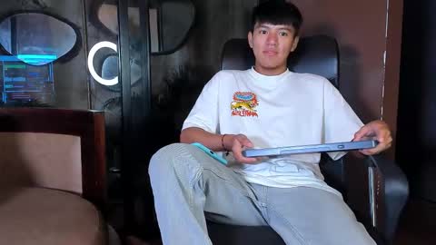 isaac_grimm online show from 15, 1, 2026