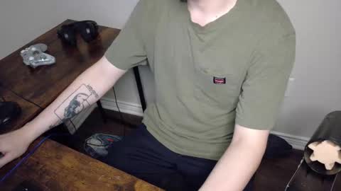 isaac online show from 2, 4, 2026