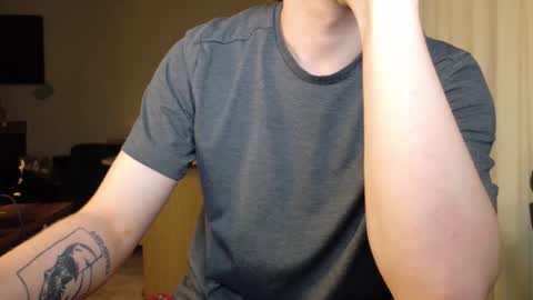 Snapshot of isaac_sheffield chatting on 7, 5, 2026 isaac online show from 7, 5, 2026