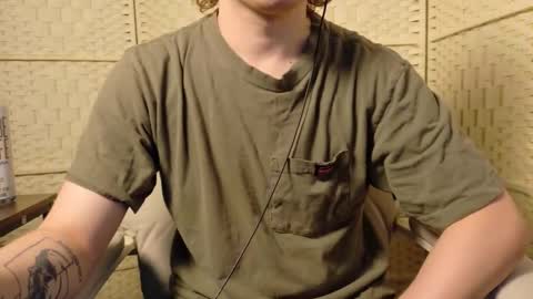 Snapshot of isaac_sheffield chatting on 6, 6, 2026 isaac online show from 6, 6, 2026